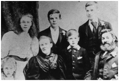 Sons and Lovers - Family and Happiness Sons and Lovers - Family and Happiness