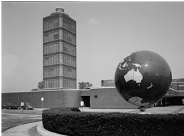 Frank Lloyd Wright - Creativity and Architecture Frank Lloyd Wright - Creativity and Architecture